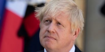 Tories Say Johnson Quitting Would Be 'Damaging'