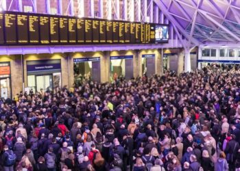 Train strikes in London: Extension of the strike to other economic sectors