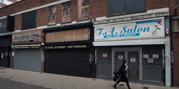 As a Recession Looms in Britain, Is the UK in a financial crisis?