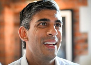 Rishi Sunak should change his cruel policies to reduce child poverty.