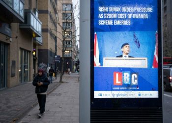 How does Rishi Sunak plan to handle Brexit concerns