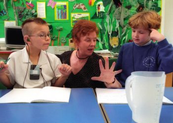 UK shortage of deaf education teachers
