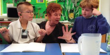UK shortage of deaf education teachers
