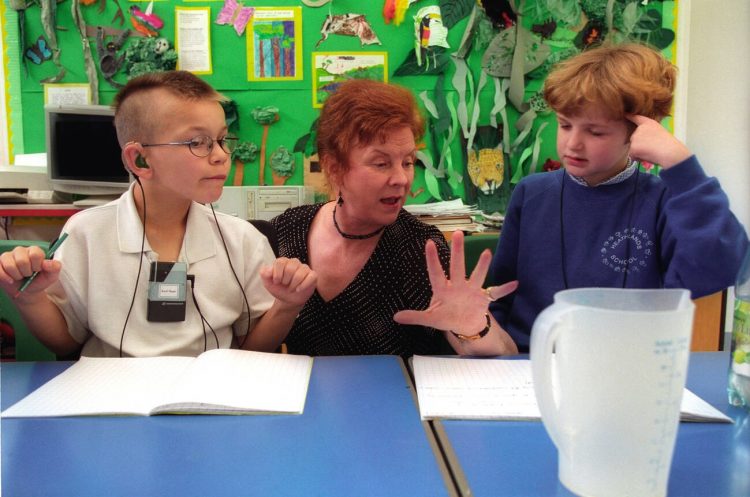 UK shortage of deaf education teachers