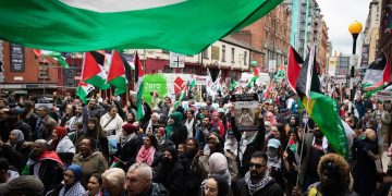 Gaza War widens the Western divide