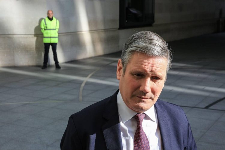 Public Dissatisfaction with Keir Starmer